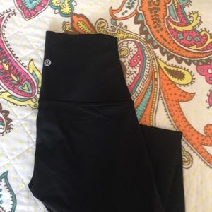 Lululemon Wunder Under leggings